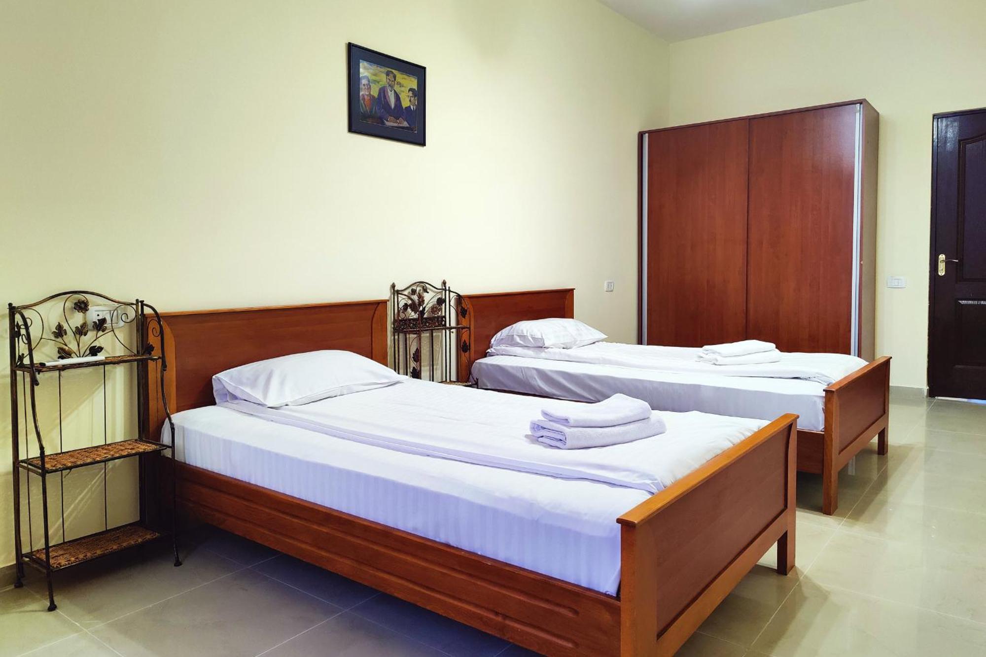 3 Bedroom Apartment In Homey Residence เยเรวาน ภายนอก รูปภาพ