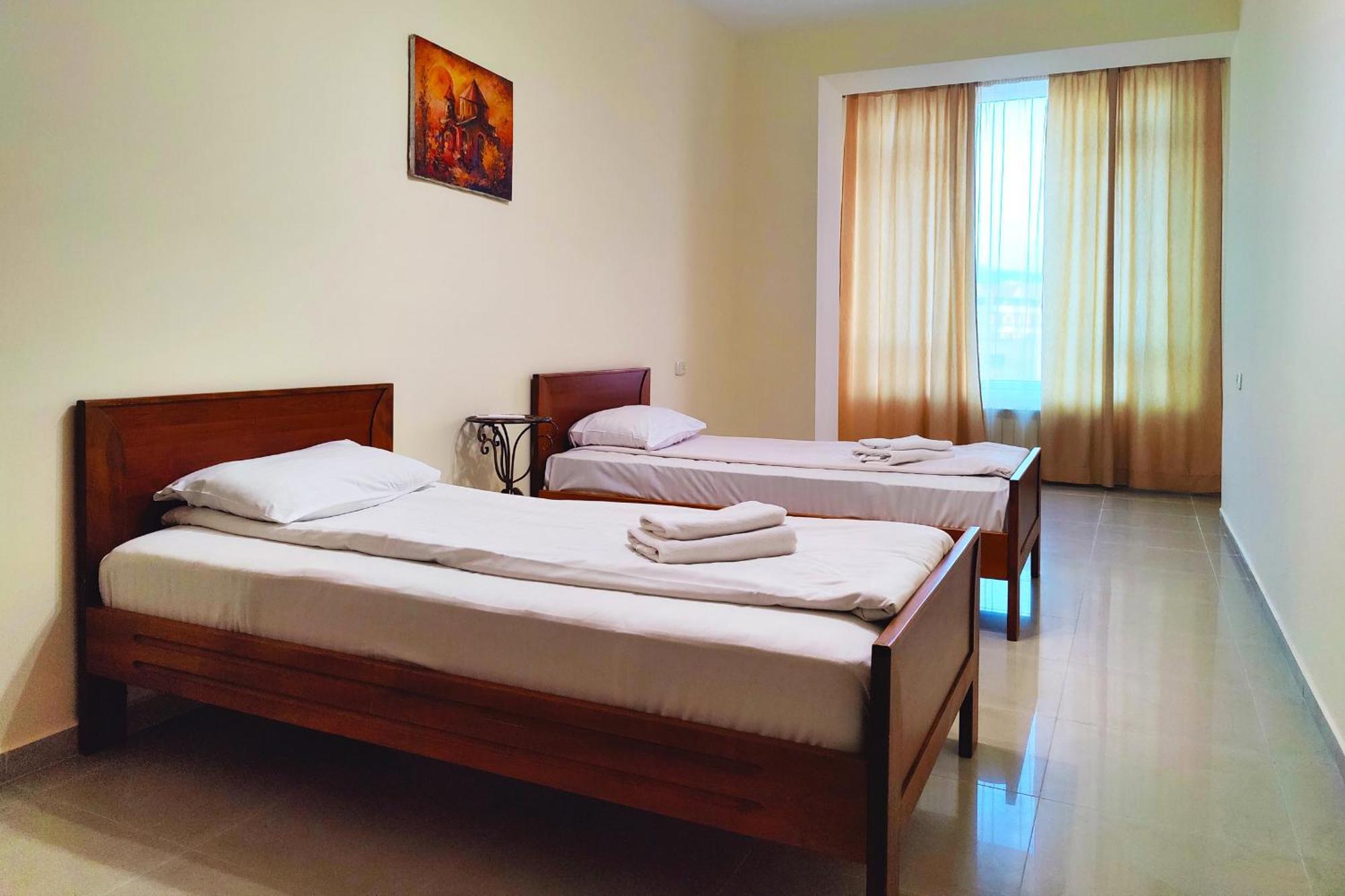 3 Bedroom Apartment In Homey Residence เยเรวาน ภายนอก รูปภาพ